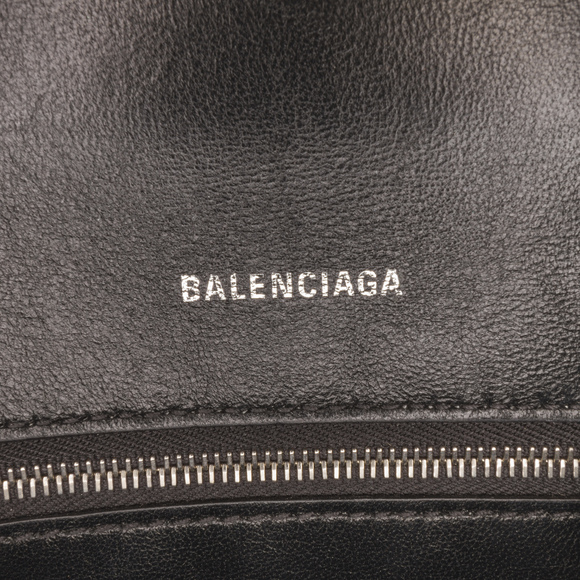 Pre-Loved Balenciaga Hourglass XS - Picture 8 of 11